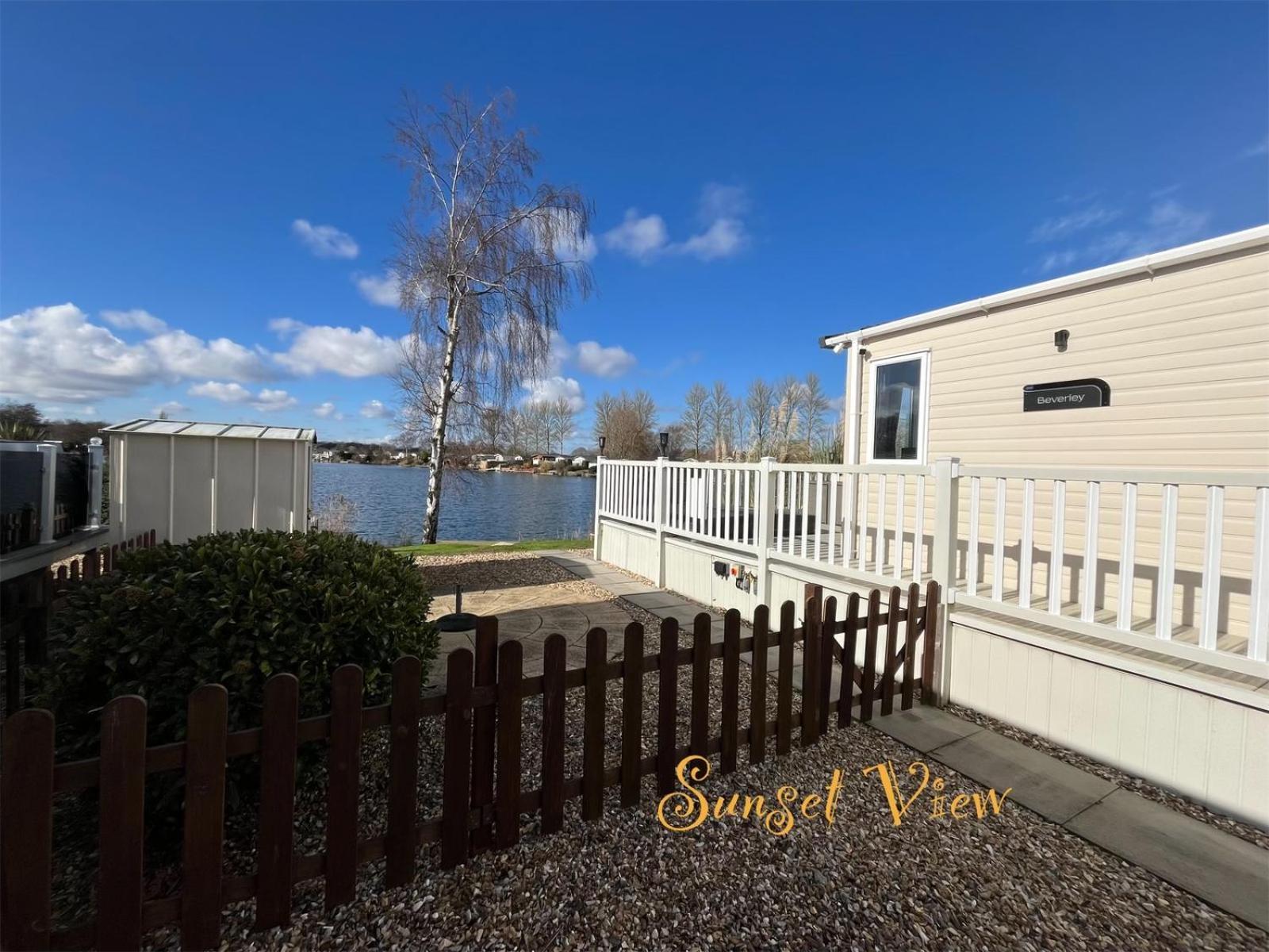 Tattershall Lakes Sunset View Caravan Lakeside, Hot Tub, Garden, Private Fishing Peg & Wifi Exterior foto